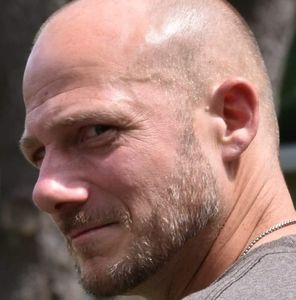 Meet your Posher, Stephen